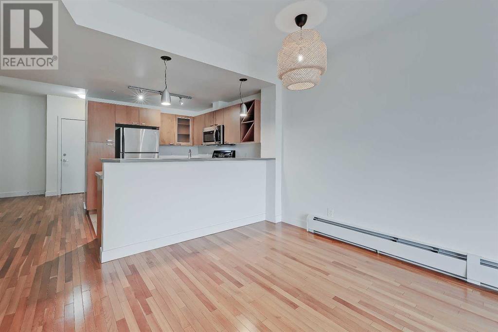 Single Family House for Sale in    Avenue SW Mission Calgary 