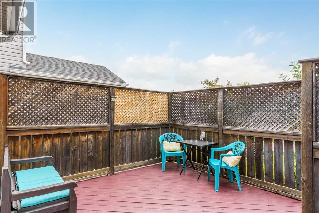 Single Family House for Sale in  Everridge Way SW Evergreen Calgary 