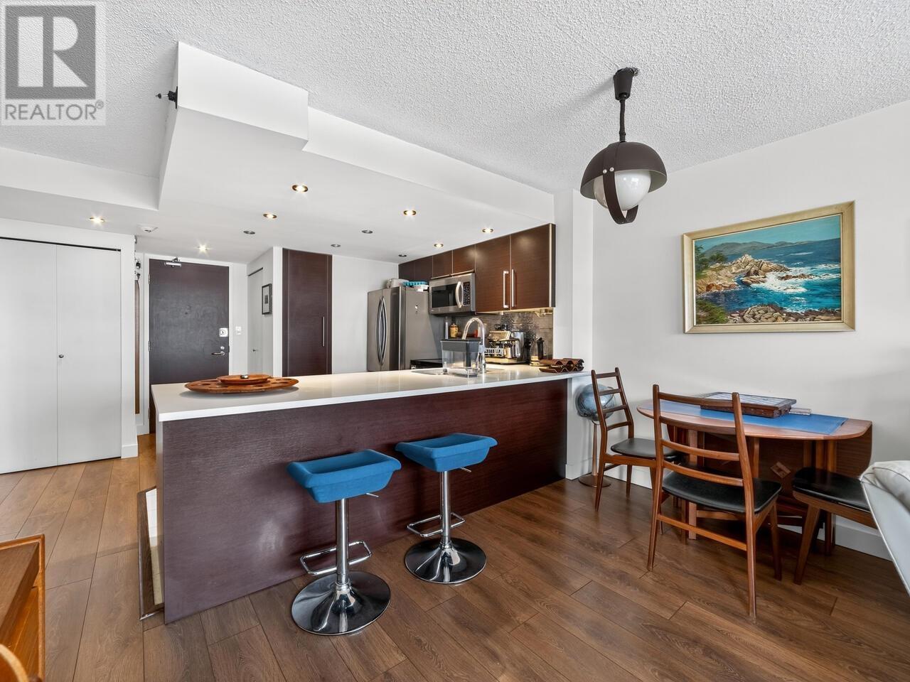 Photo 2 of 801 1500 Howe Street, Vancouver BC