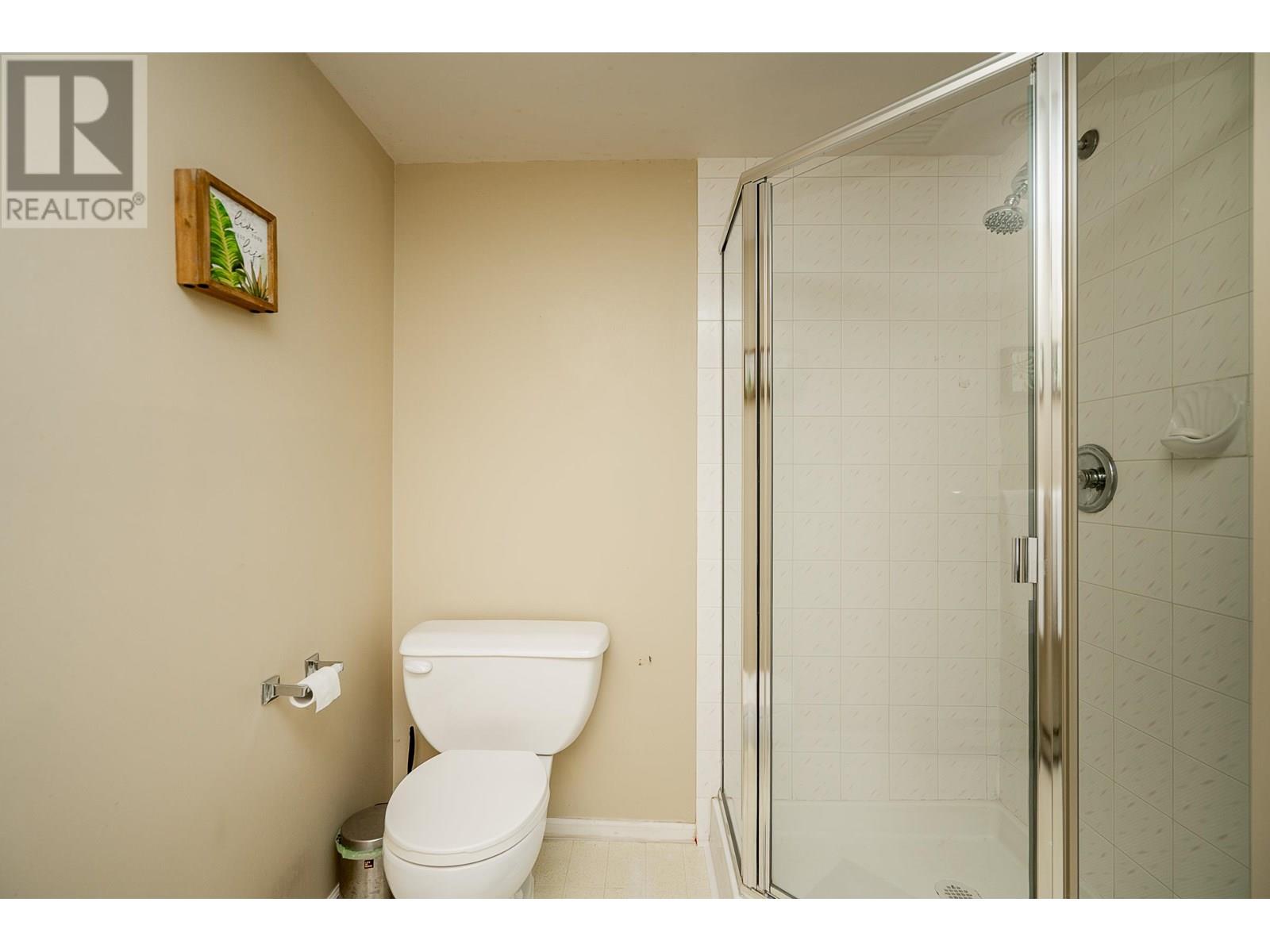 Photo 27 of 301 7465 Sandborne Avenue, Burnaby BC