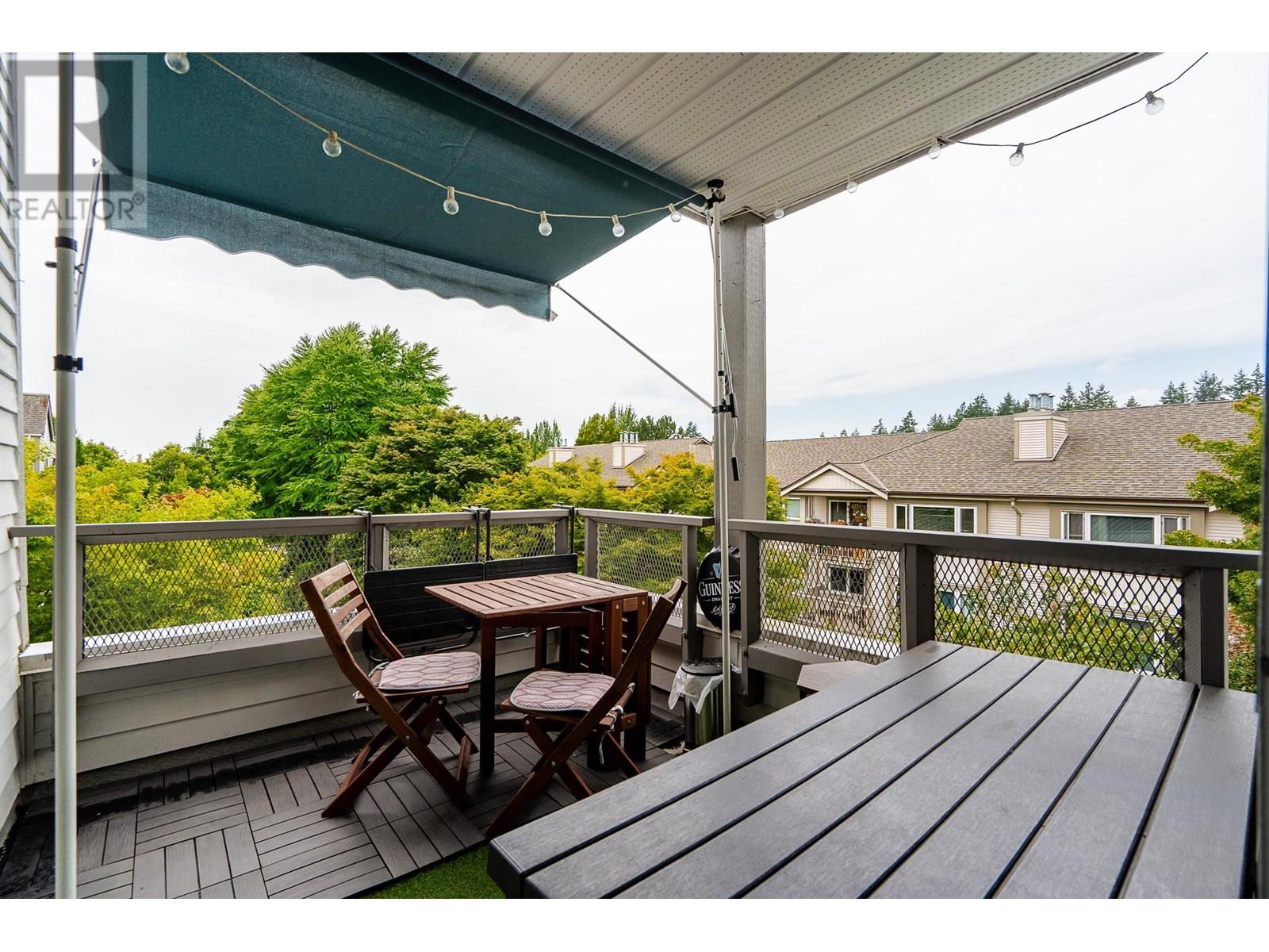 Photo 29 of 301 7465 Sandborne Avenue, Burnaby BC