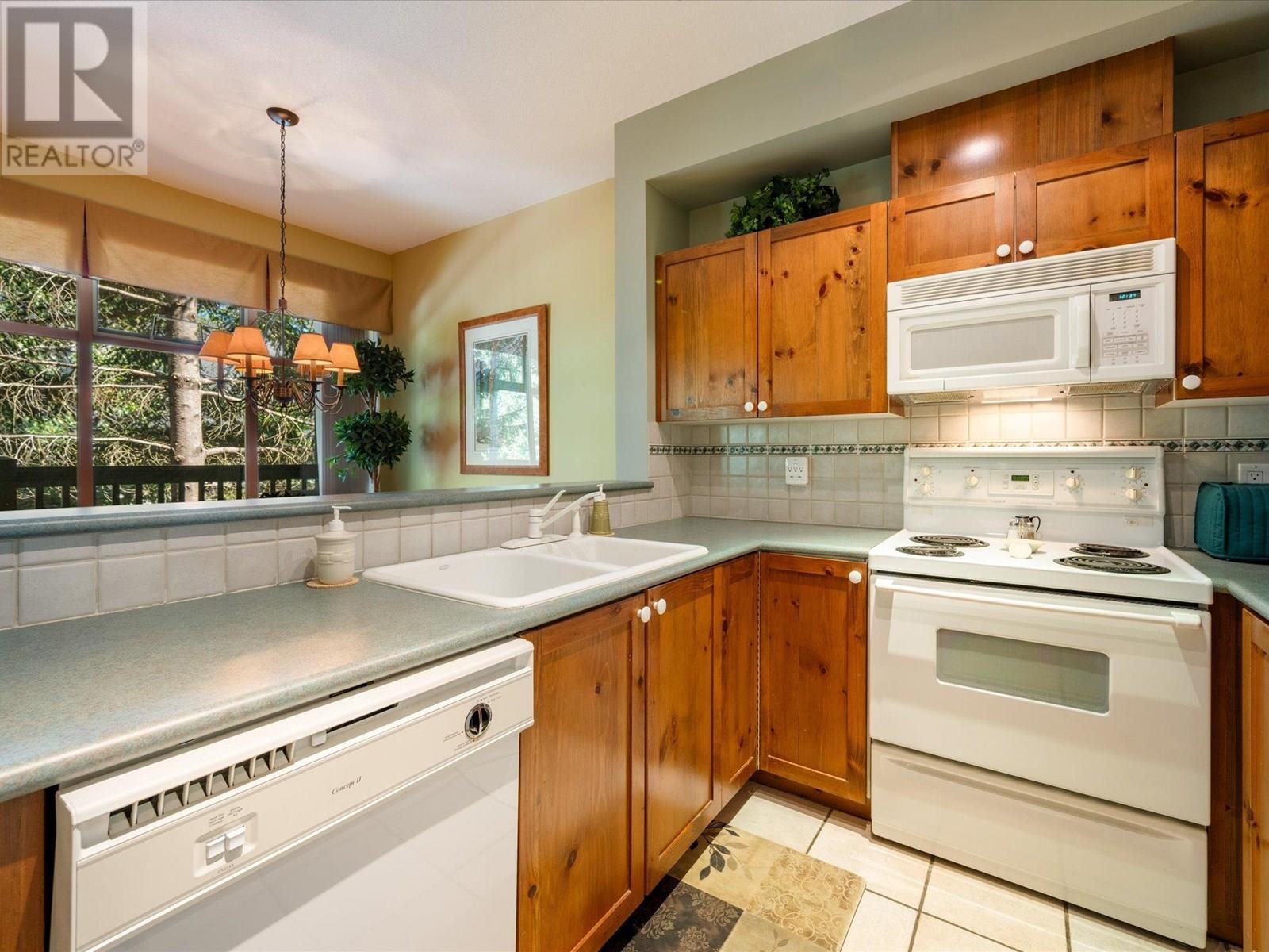 117 4355 NORTHLANDS BOULEVARD, Whistler