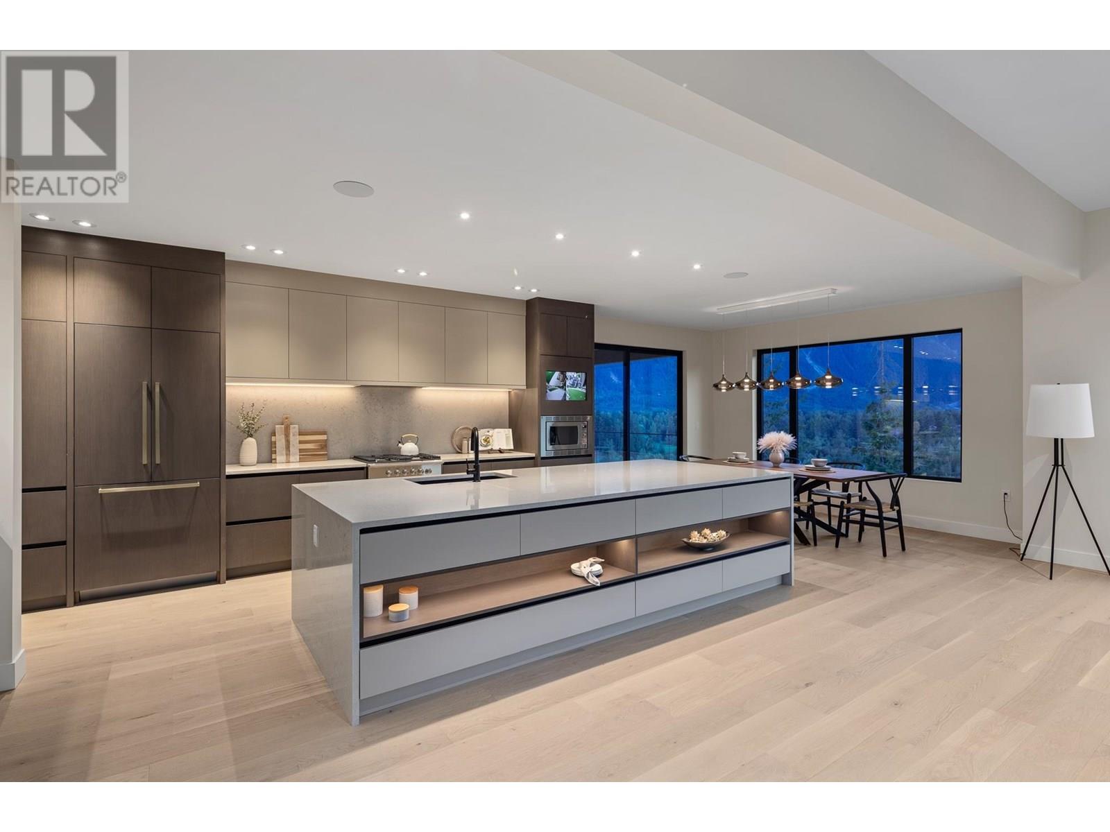 7681 CERULEAN DRIVE, Pemberton