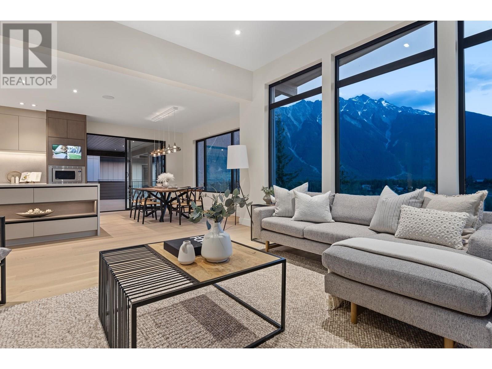 7681 CERULEAN DRIVE, Pemberton
