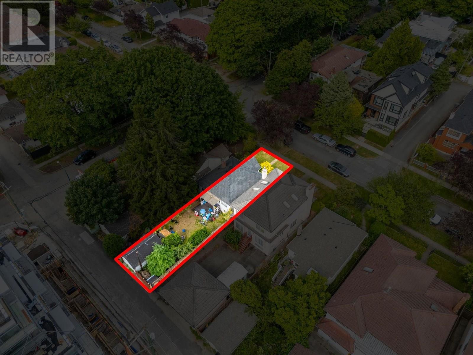 Photo 12 of 8019 Shaughnessy Street, Vancouver BC