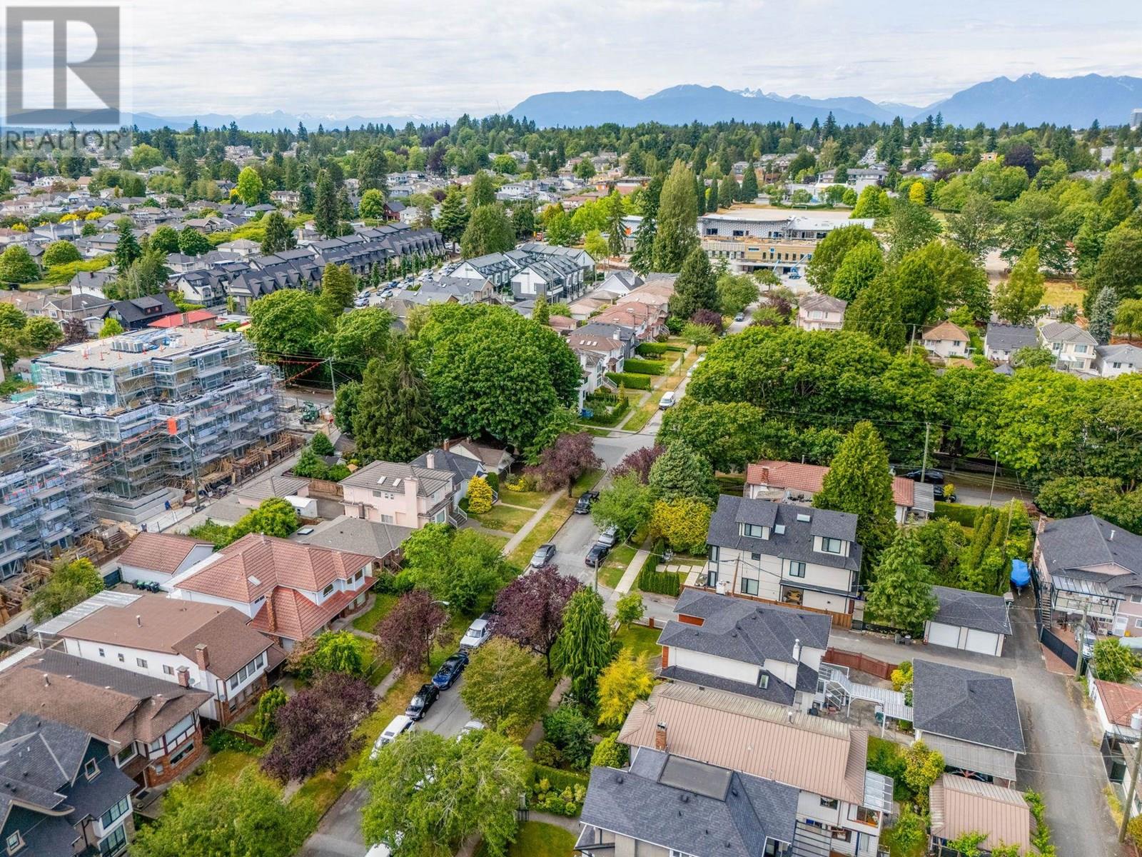 Photo 14 of 8019 Shaughnessy Street, Vancouver BC