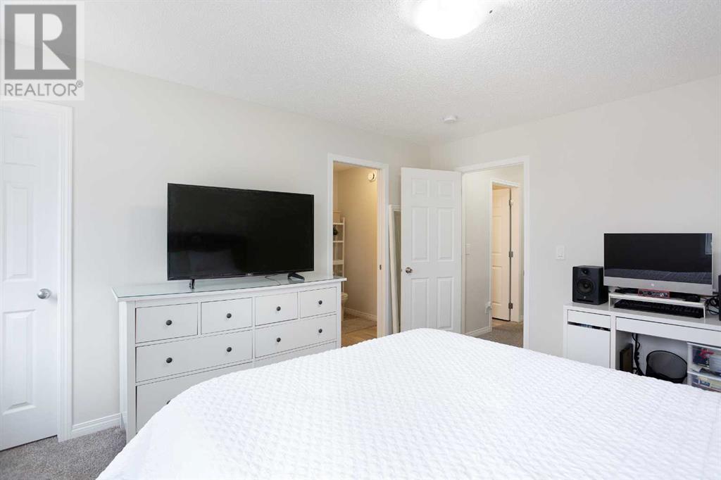 Single Family House for Sale in  Walgrove Passage SE Walden Calgary 