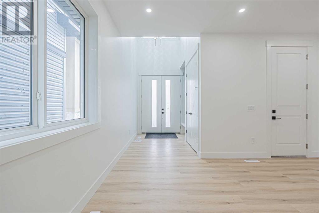 Single Family House for Sale in  saddlecrest Circle NE Saddle Ridge Calgary 