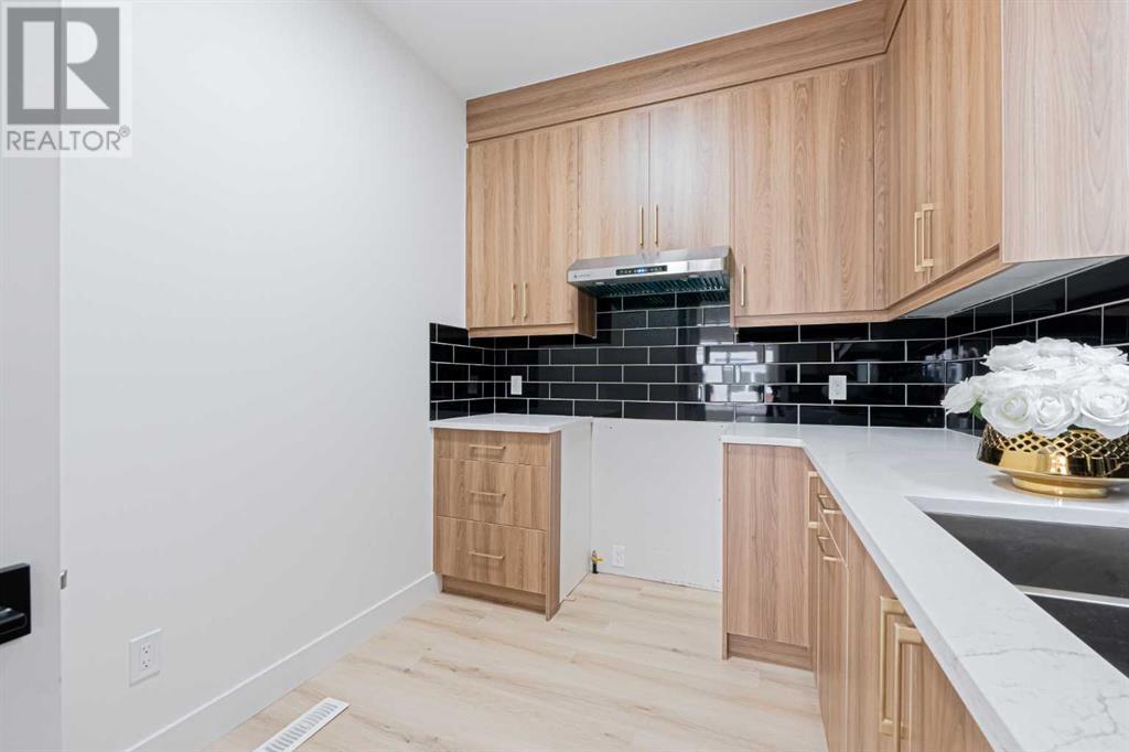 Single Family House for Sale in  saddlecrest Circle NE Saddle Ridge Calgary 