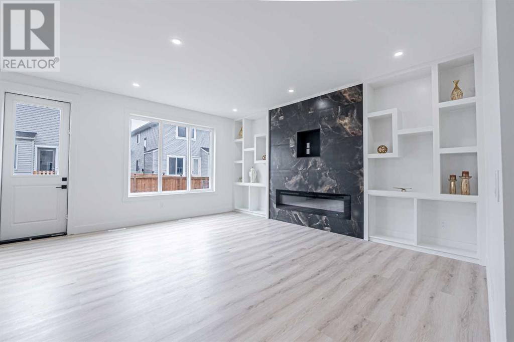 Single Family House for Sale in  saddlecrest Circle NE Saddle Ridge Calgary 