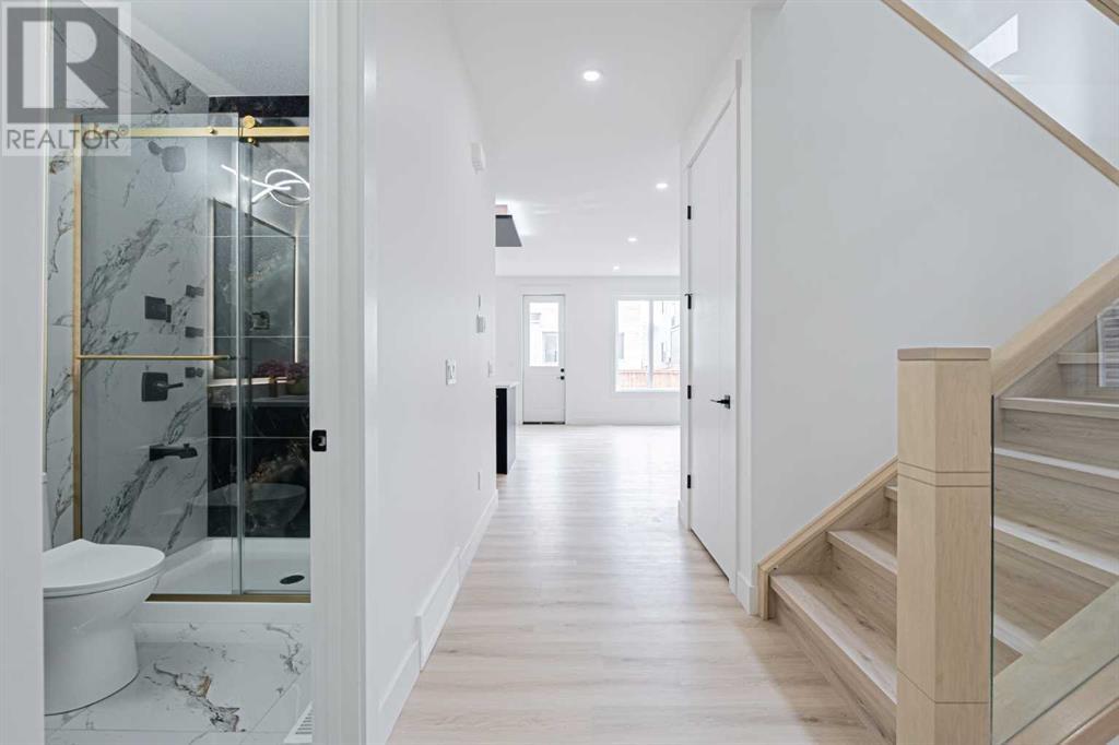 Single Family House for Sale in  saddlecrest Circle NE Saddle Ridge Calgary 