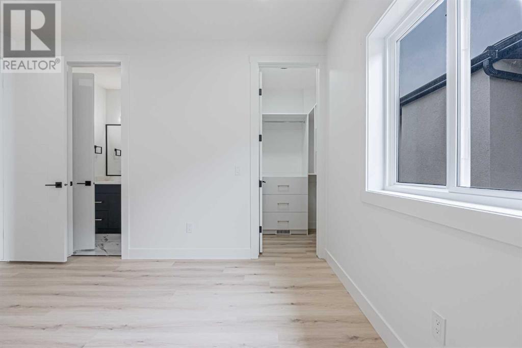 Single Family House for Sale in  saddlecrest Circle NE Saddle Ridge Calgary 