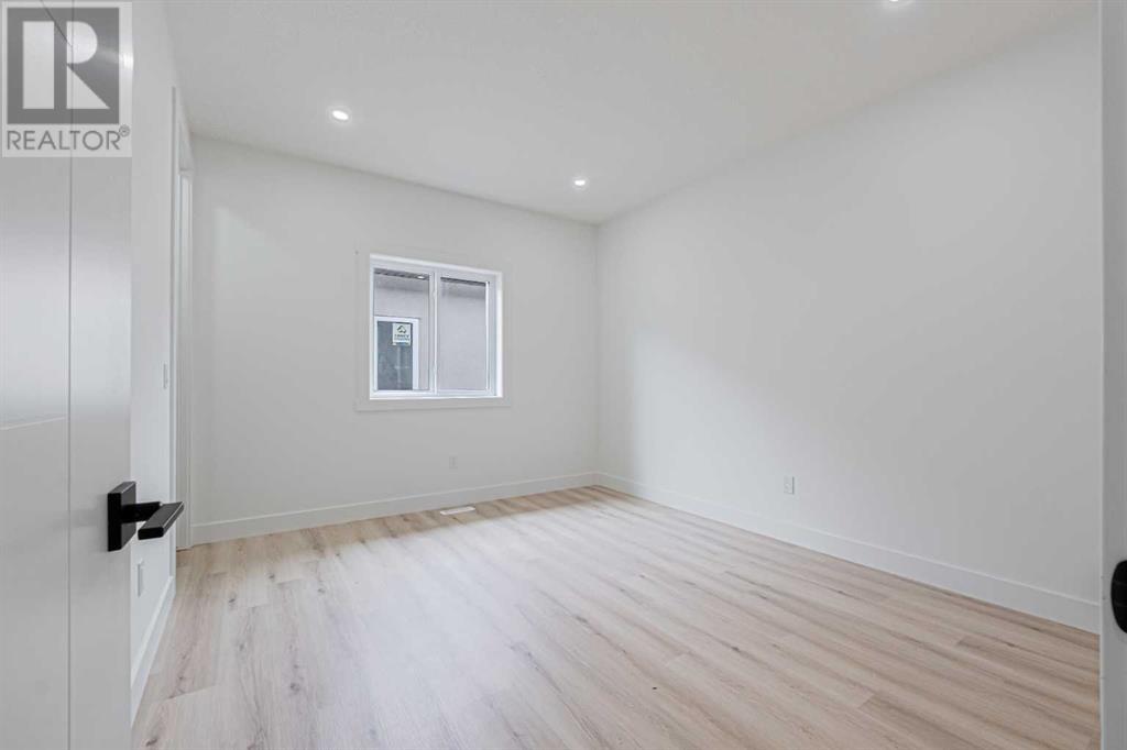 Single Family House for Sale in  saddlecrest Circle NE Saddle Ridge Calgary 