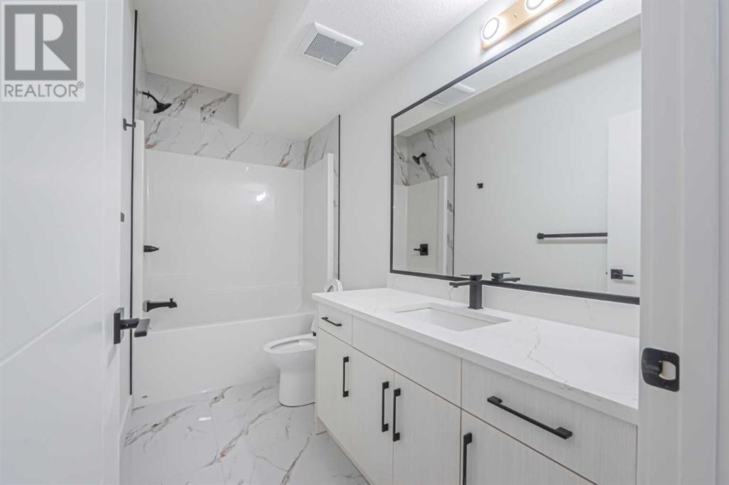 Single Family House for Sale in  saddlecrest Circle NE Saddle Ridge Calgary 