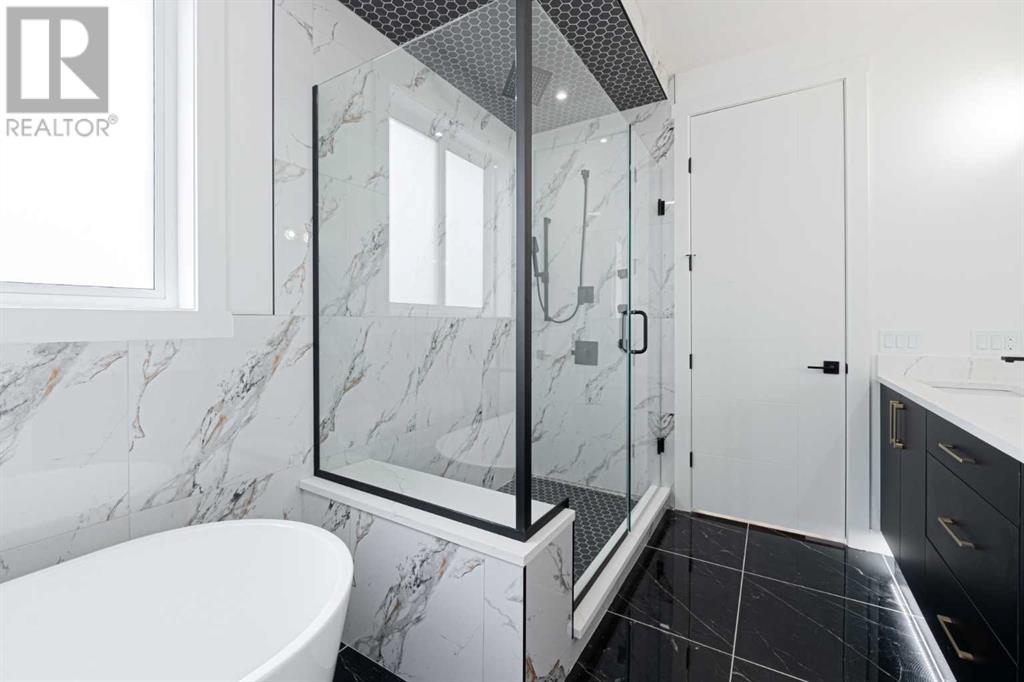 Single Family House for Sale in  saddlecrest Circle NE Saddle Ridge Calgary 
