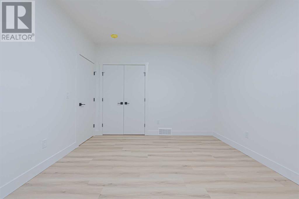 Single Family House for Sale in  saddlecrest Circle NE Saddle Ridge Calgary 