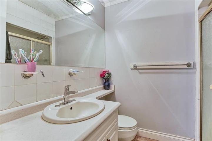 11662 89A Avenue, Delta