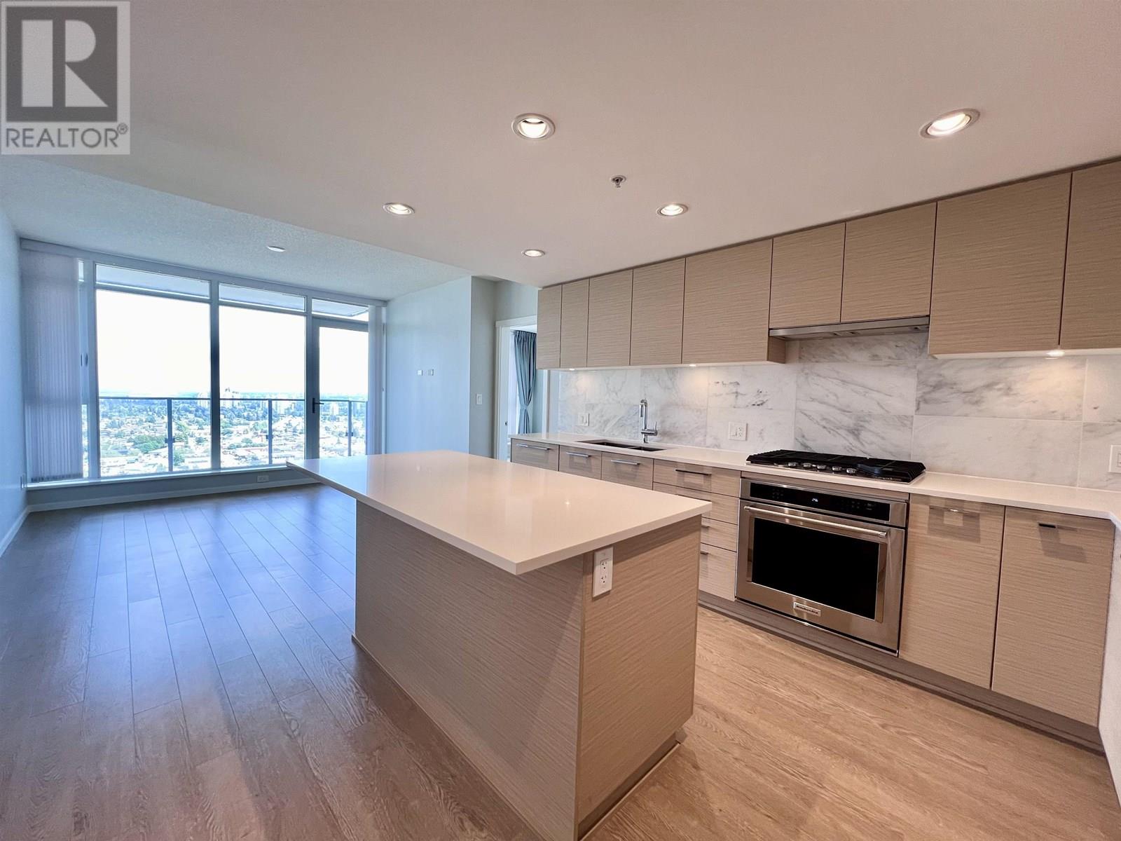 Photo 3 of 3507 6700 Dunblane Avenue, Burnaby BC