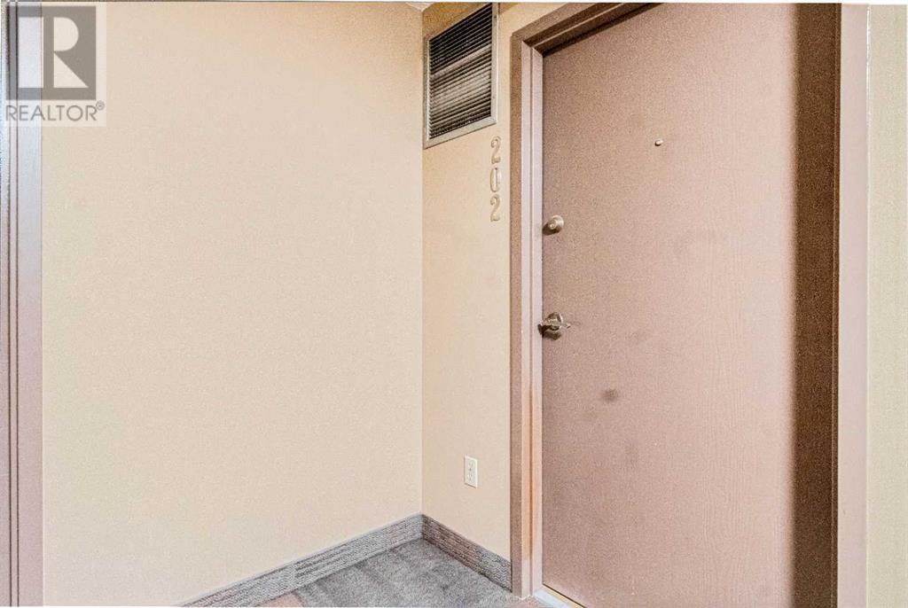 Single Family House for Sale in    Avenue SW Beltline Calgary 