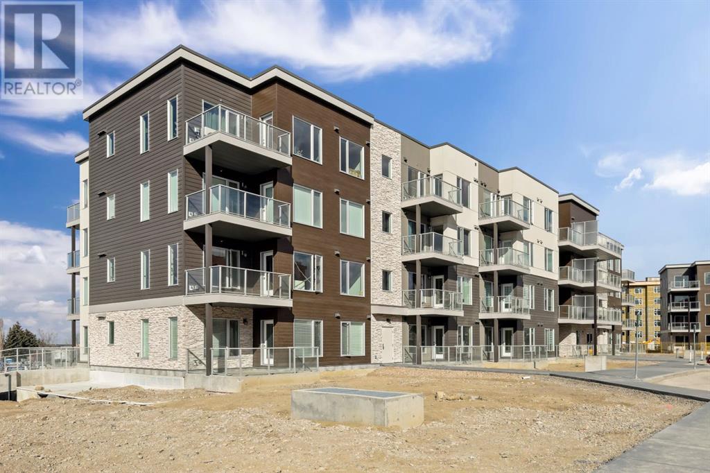Single Family House for Sale in   Shawnee Square SW Shawnee Slopes Calgary 