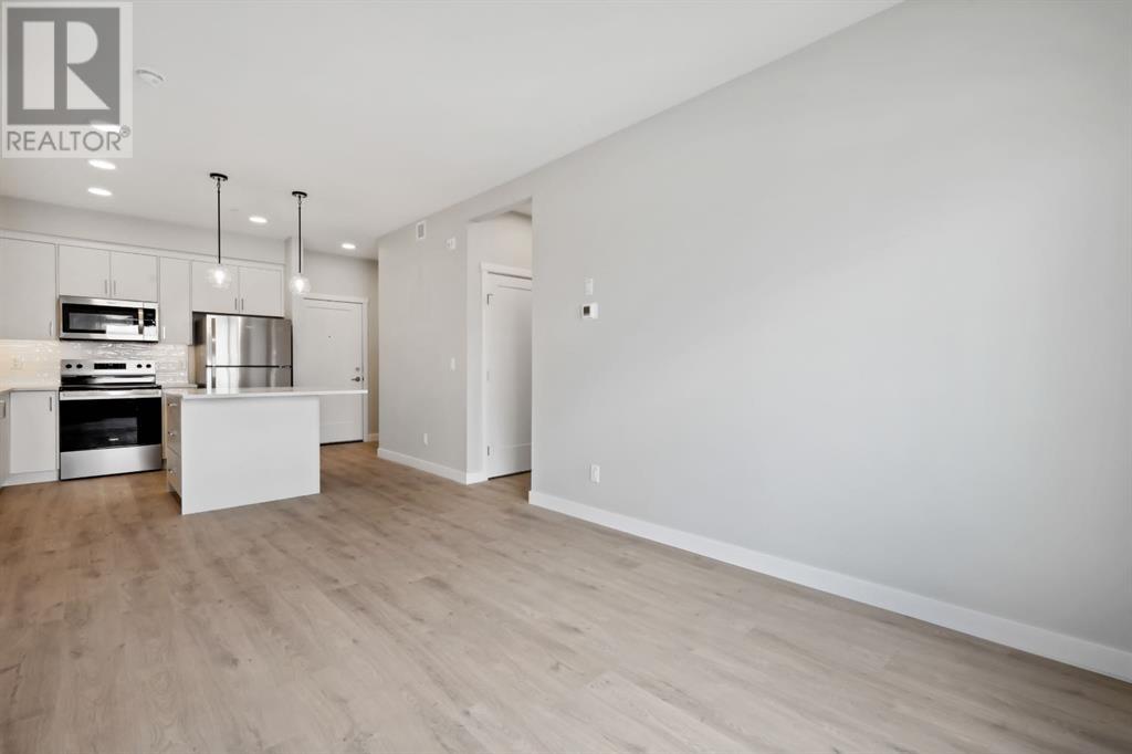 Single Family House for Sale in   Shawnee Square SW Shawnee Slopes Calgary 