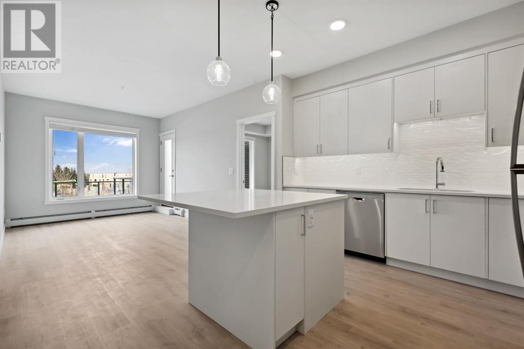 Single Family House for Sale in   Shawnee Square SW Shawnee Slopes Calgary 