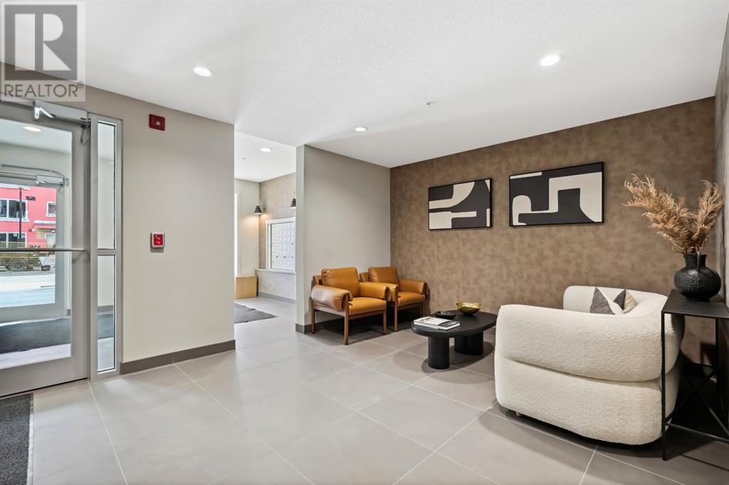 Single Family House for Sale in   Shawnee Square SW Shawnee Slopes Calgary 