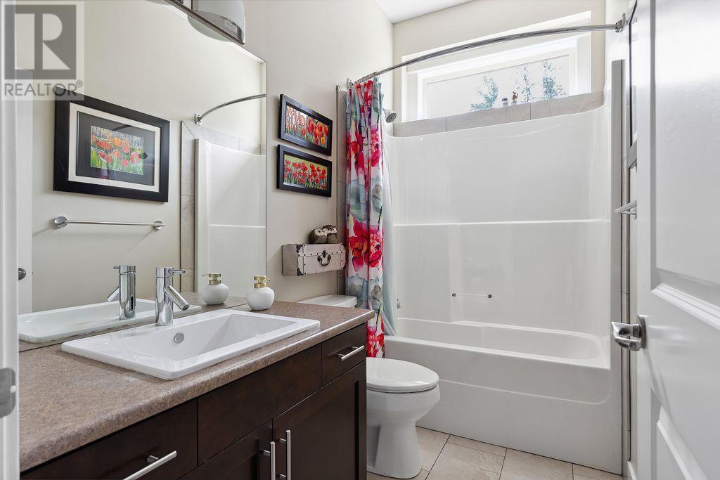  839 Clarance Avenue, Kelowna
