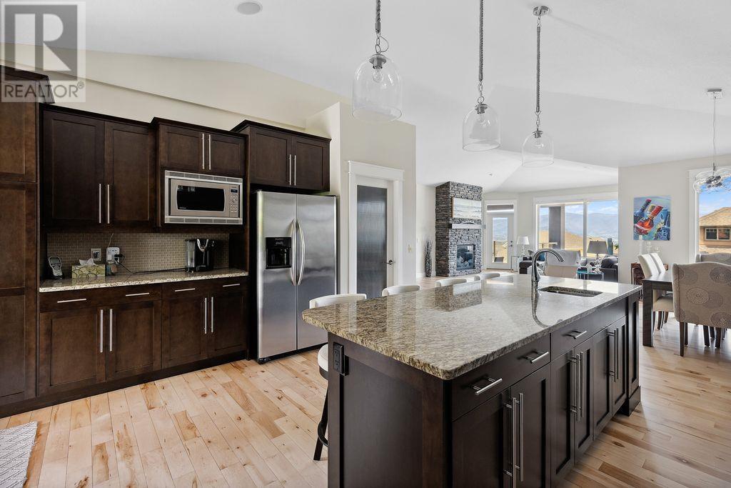  839 Clarance Avenue, Kelowna