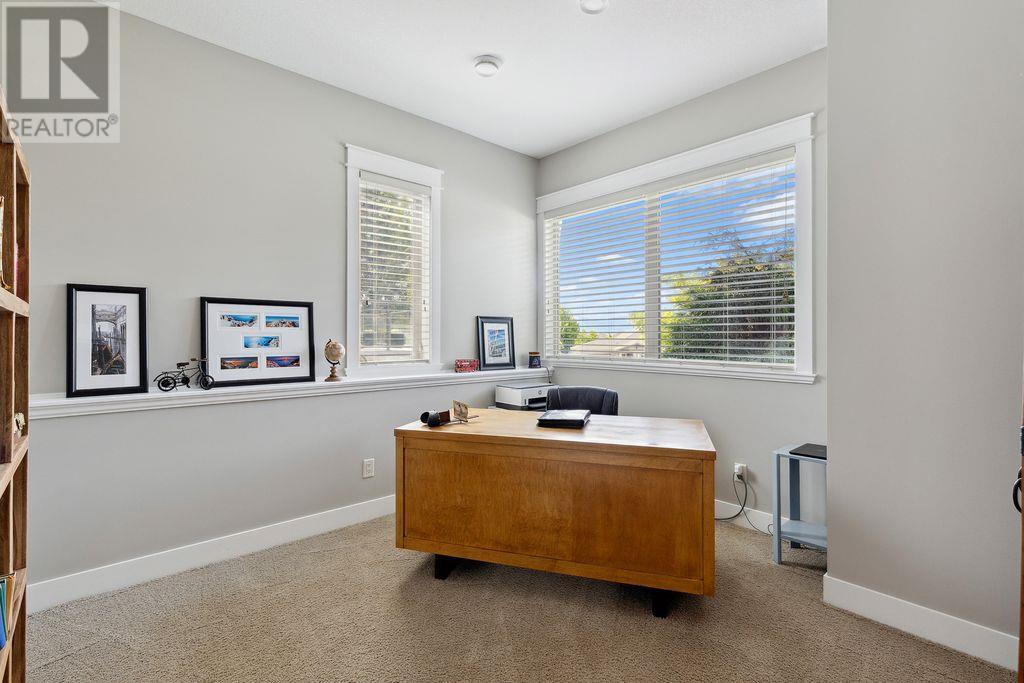  839 Clarance Avenue, Kelowna