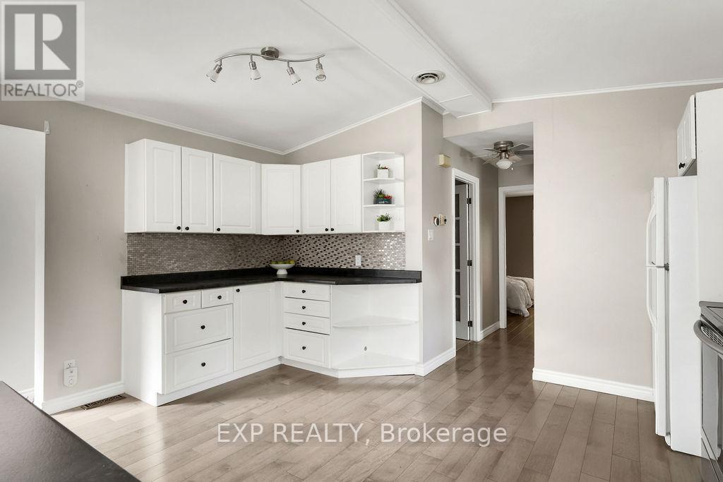 Photo 22 of 1071 Teena Colleen Private, Ottawa ON