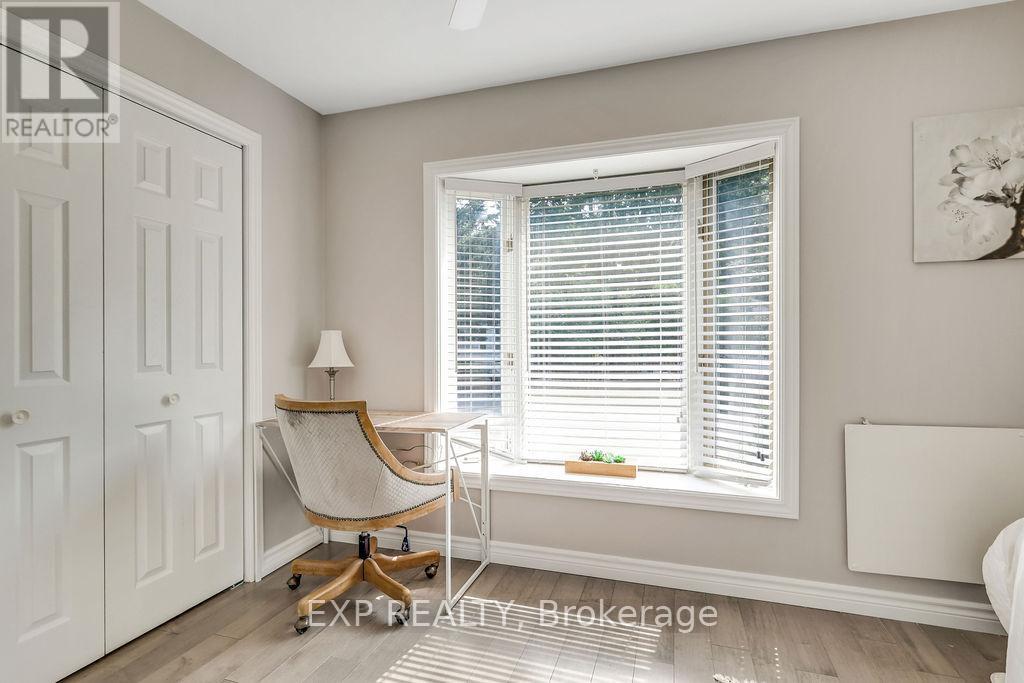 Photo 1 of 1071 Teena Colleen Private, Ottawa ON