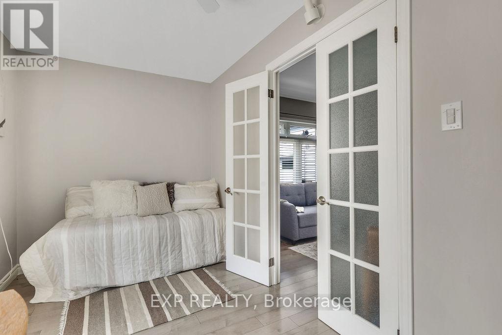Photo 14 of 1071 Teena Colleen Private, Ottawa ON