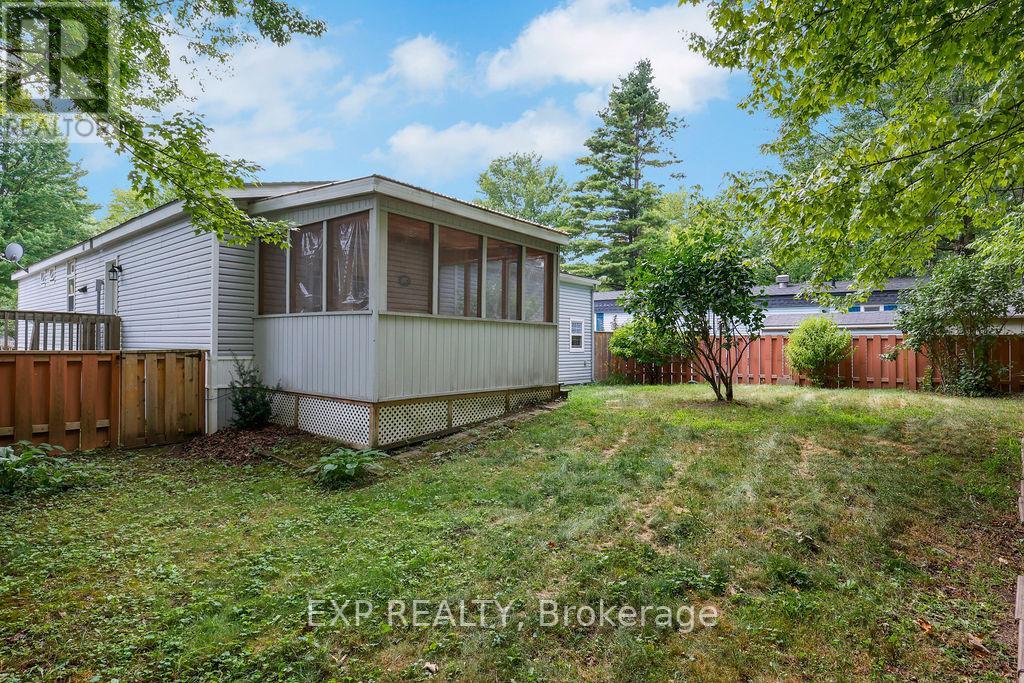 Photo 3 of 1071 Teena Colleen Private, Ottawa ON