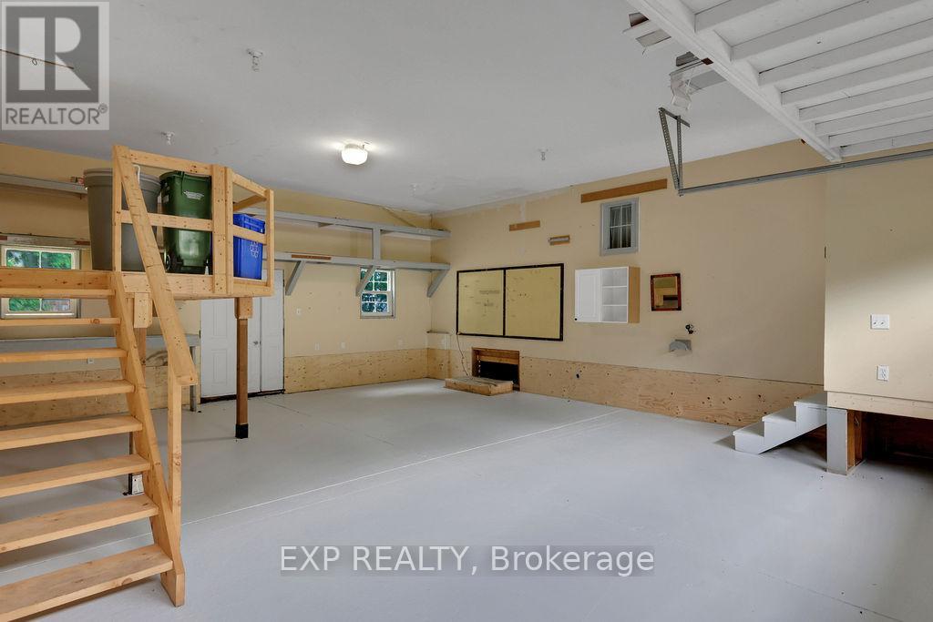 Photo 5 of 1071 Teena Colleen Private, Ottawa ON