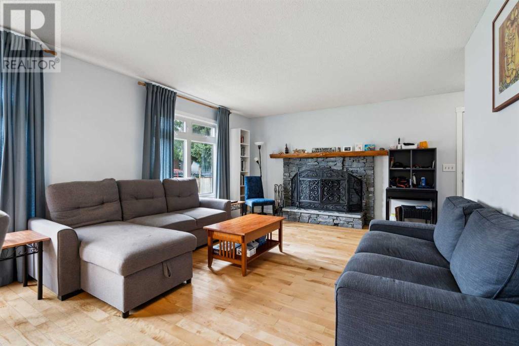 Single Family House Bungalow for Sale in  Sunhurst Road SE Sundance Calgary 