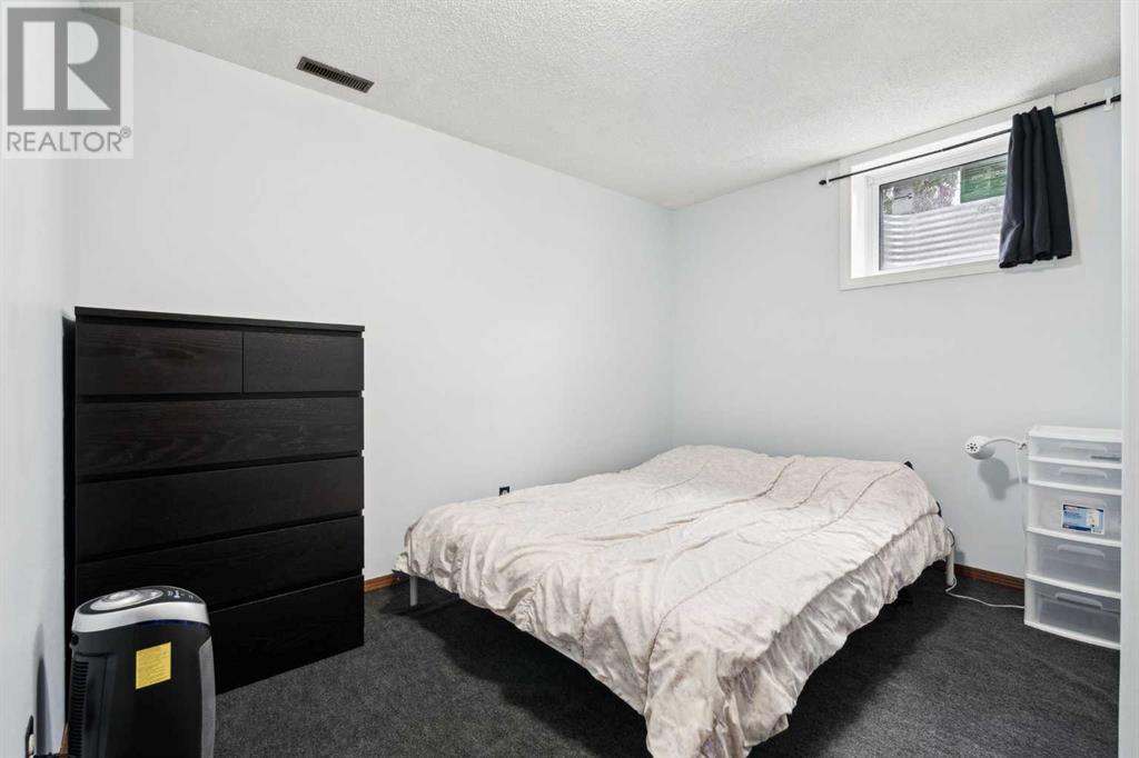 Single Family House Bungalow for Sale in  Sunhurst Road SE Sundance Calgary 