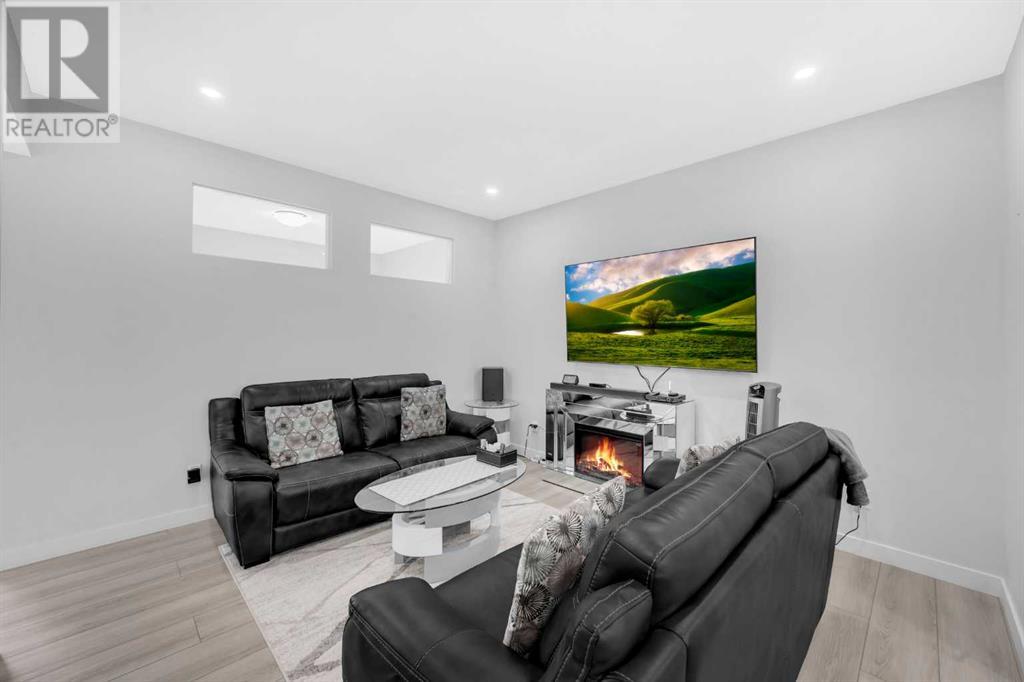 Single Family House for Sale in  Sage Hill Lane NW Sage Hill Calgary 
