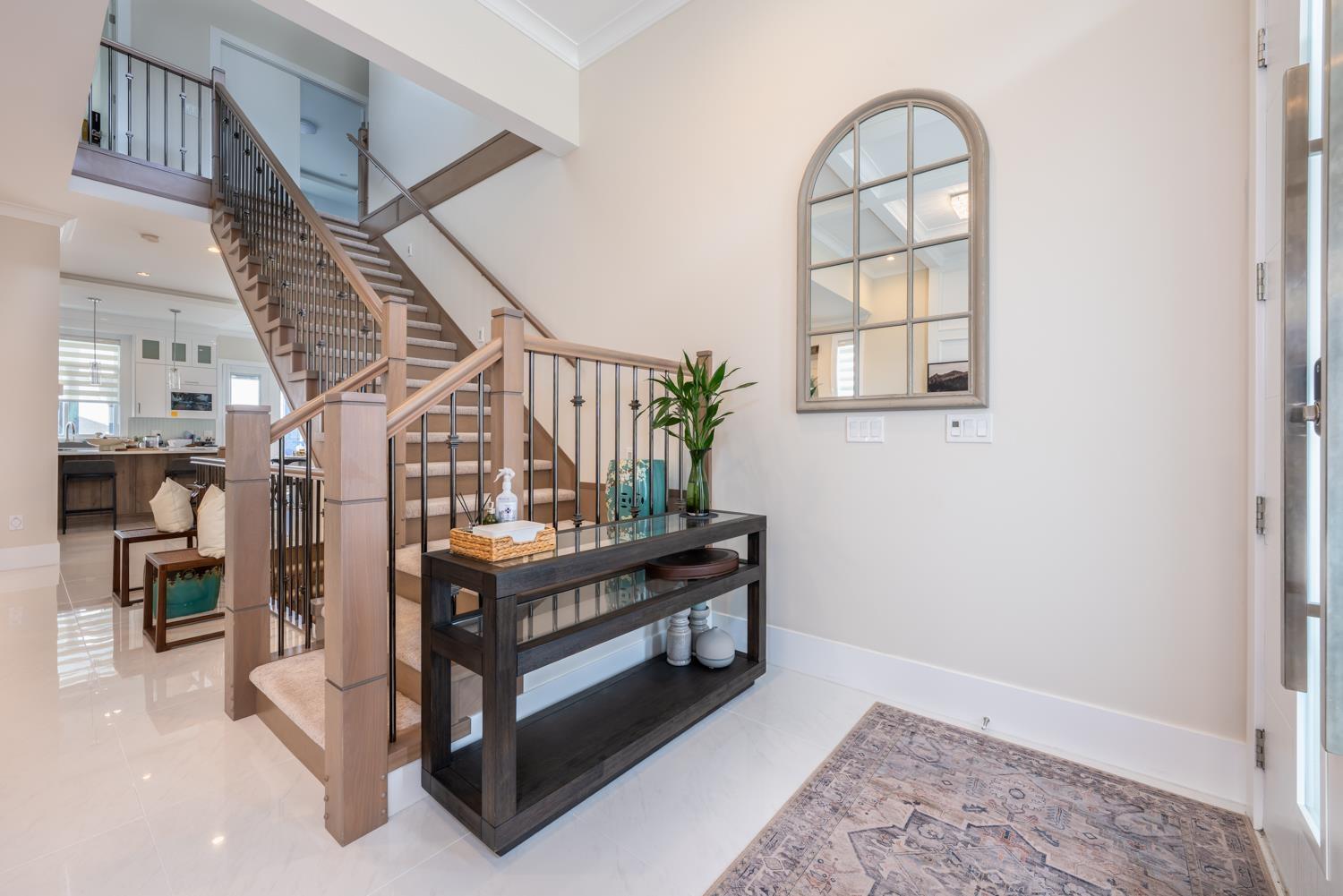 Photo 9 of 16796 16 A Avenue, Surrey BC