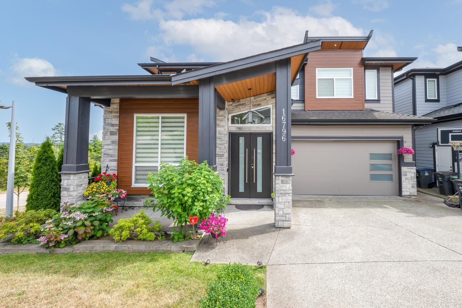 Photo 1 of 16796 16 A Avenue, Surrey BC