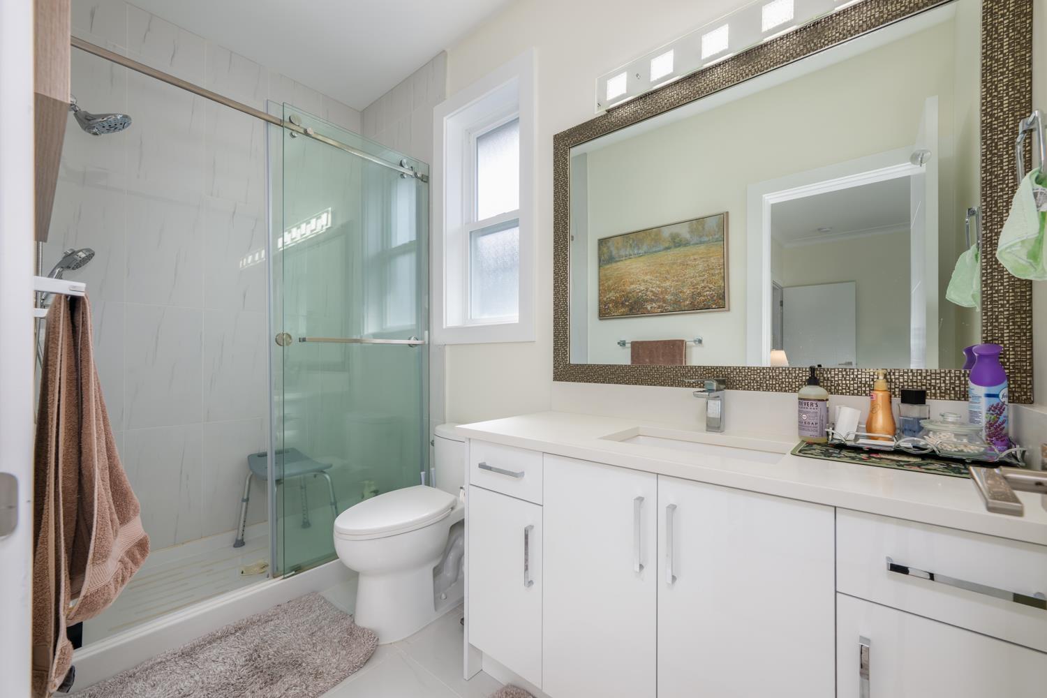 Photo 28 of 16796 16 A Avenue, Surrey BC