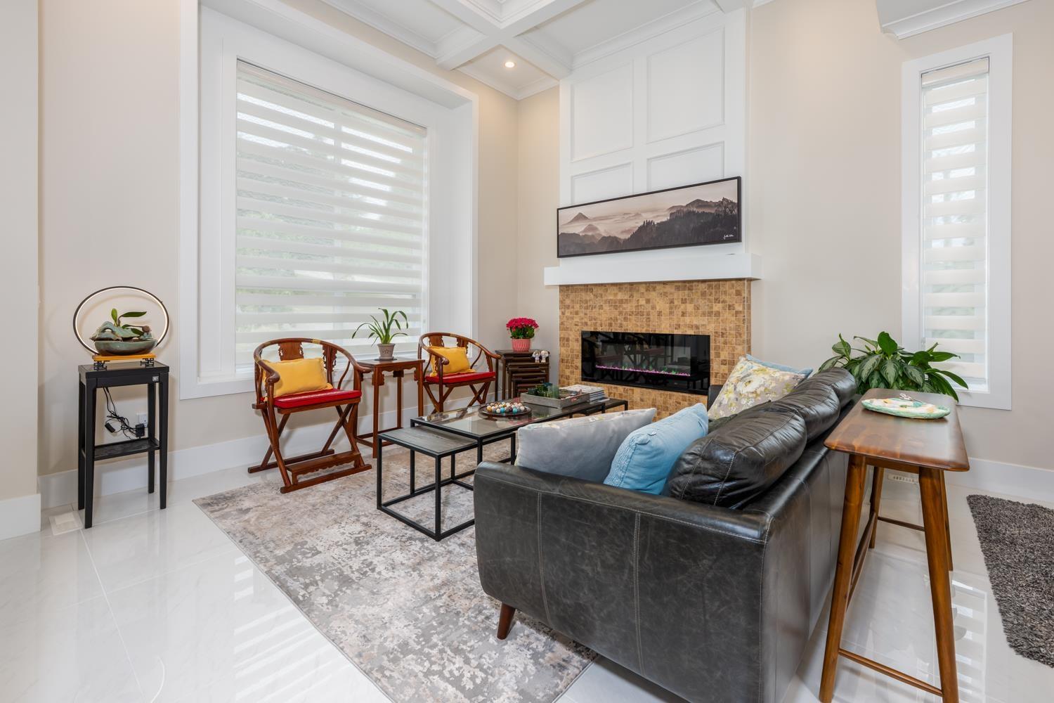 Photo 2 of 16796 16 A Avenue, Surrey BC