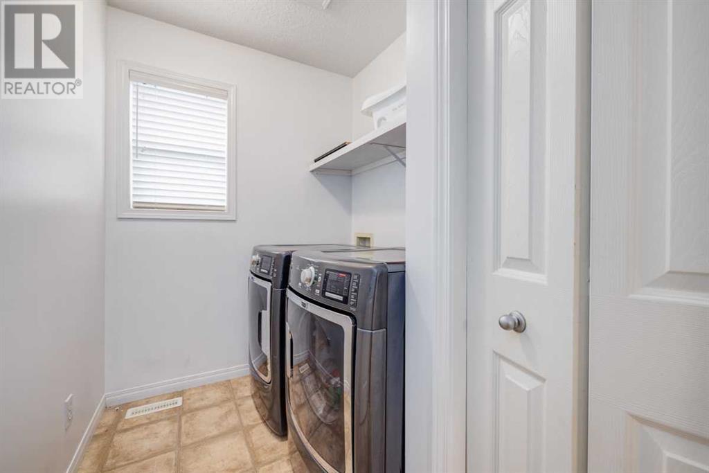 Single Family House for Sale in  Saddlecrest Place NE Saddle Ridge Calgary 