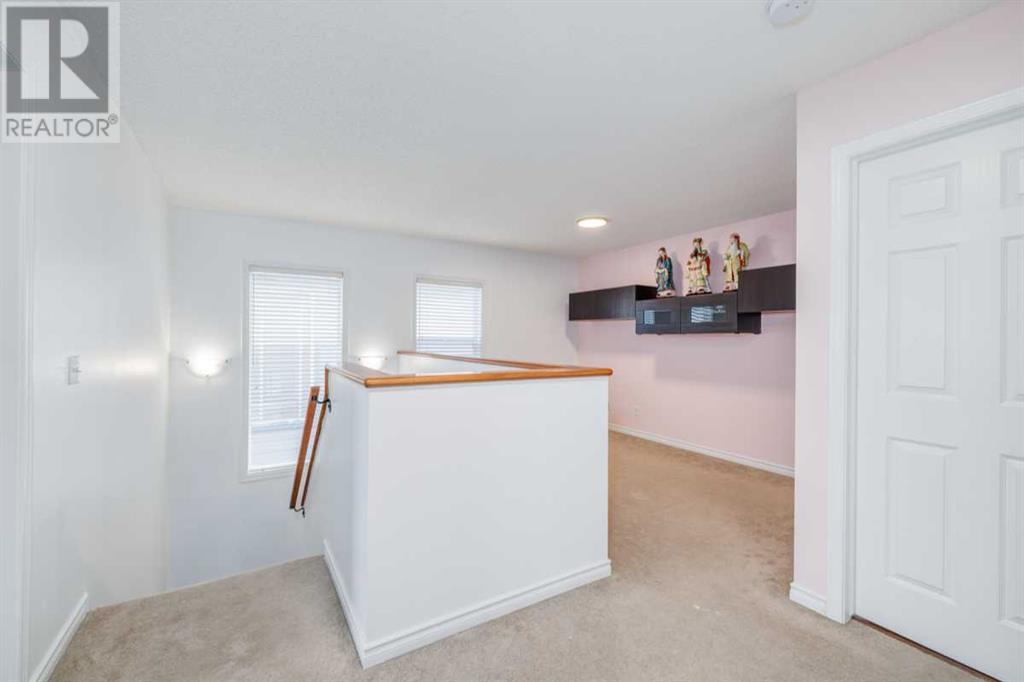 Single Family House for Sale in  Saddlecrest Place NE Saddle Ridge Calgary 