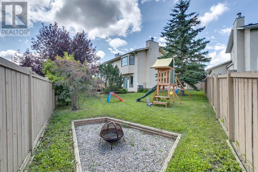 Single Family House 4 Level for Sale in  Hawkville Close NW Hawkwood Calgary 