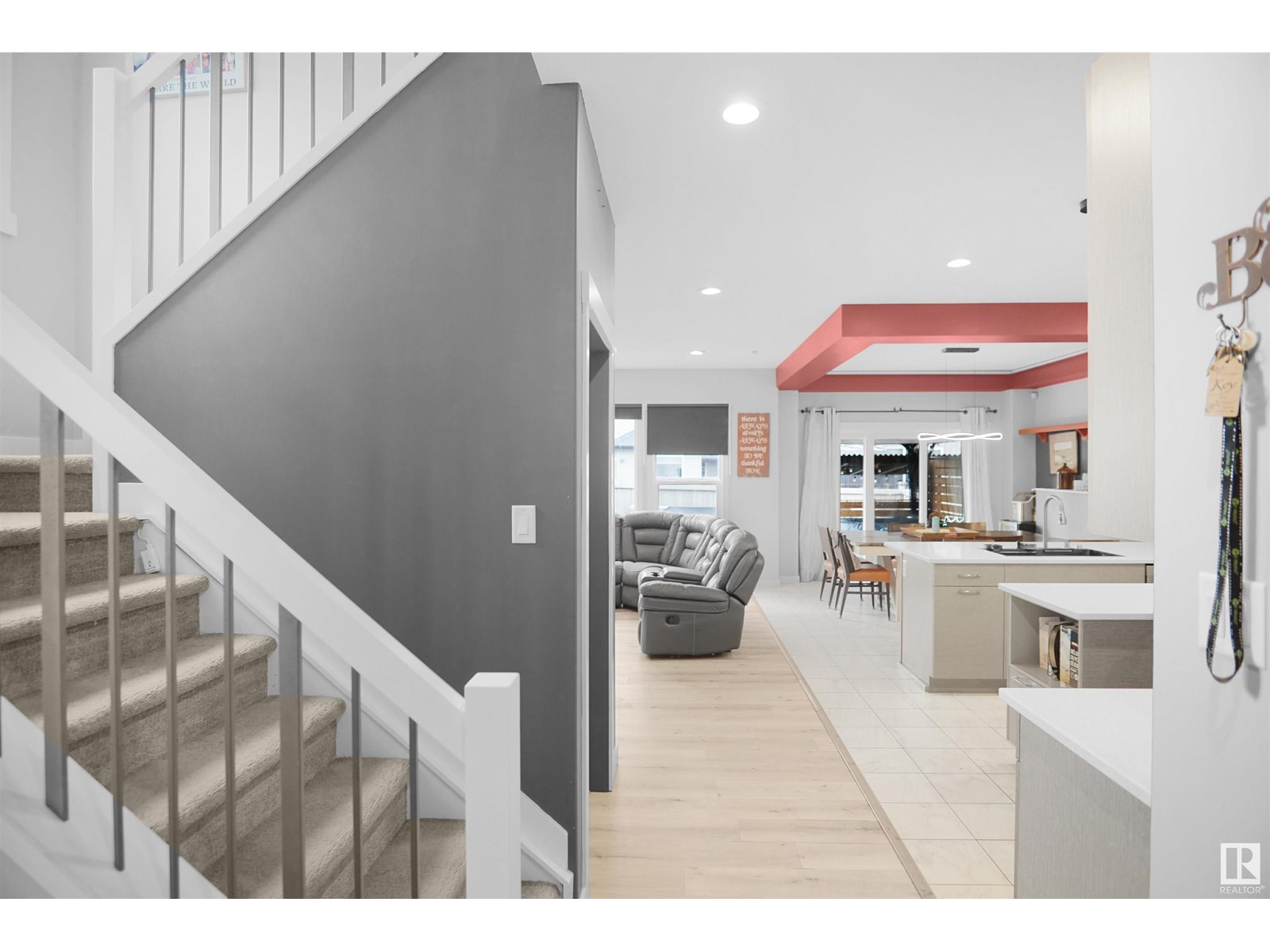 Photo 52 of 811 35 Av Nw, Edmonton AB