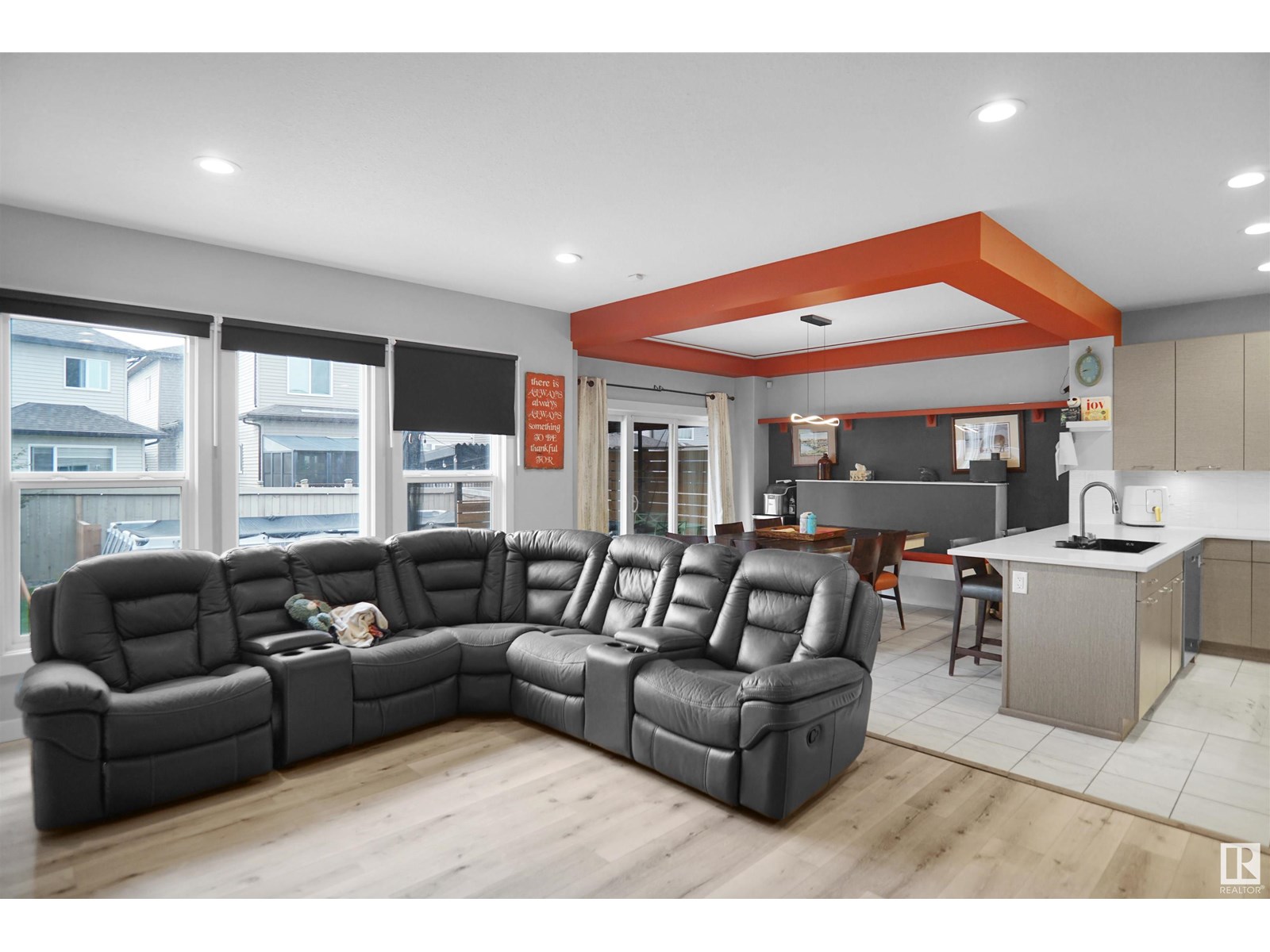 Photo 27 of 811 35 Av Nw, Edmonton AB