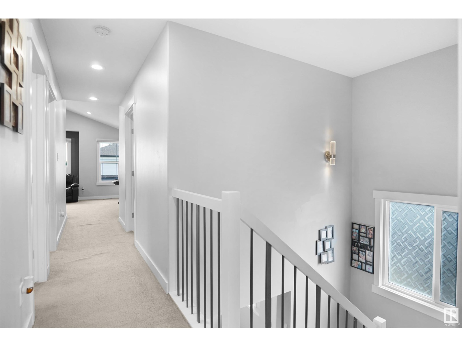 Photo 14 of 811 35 Av Nw, Edmonton AB