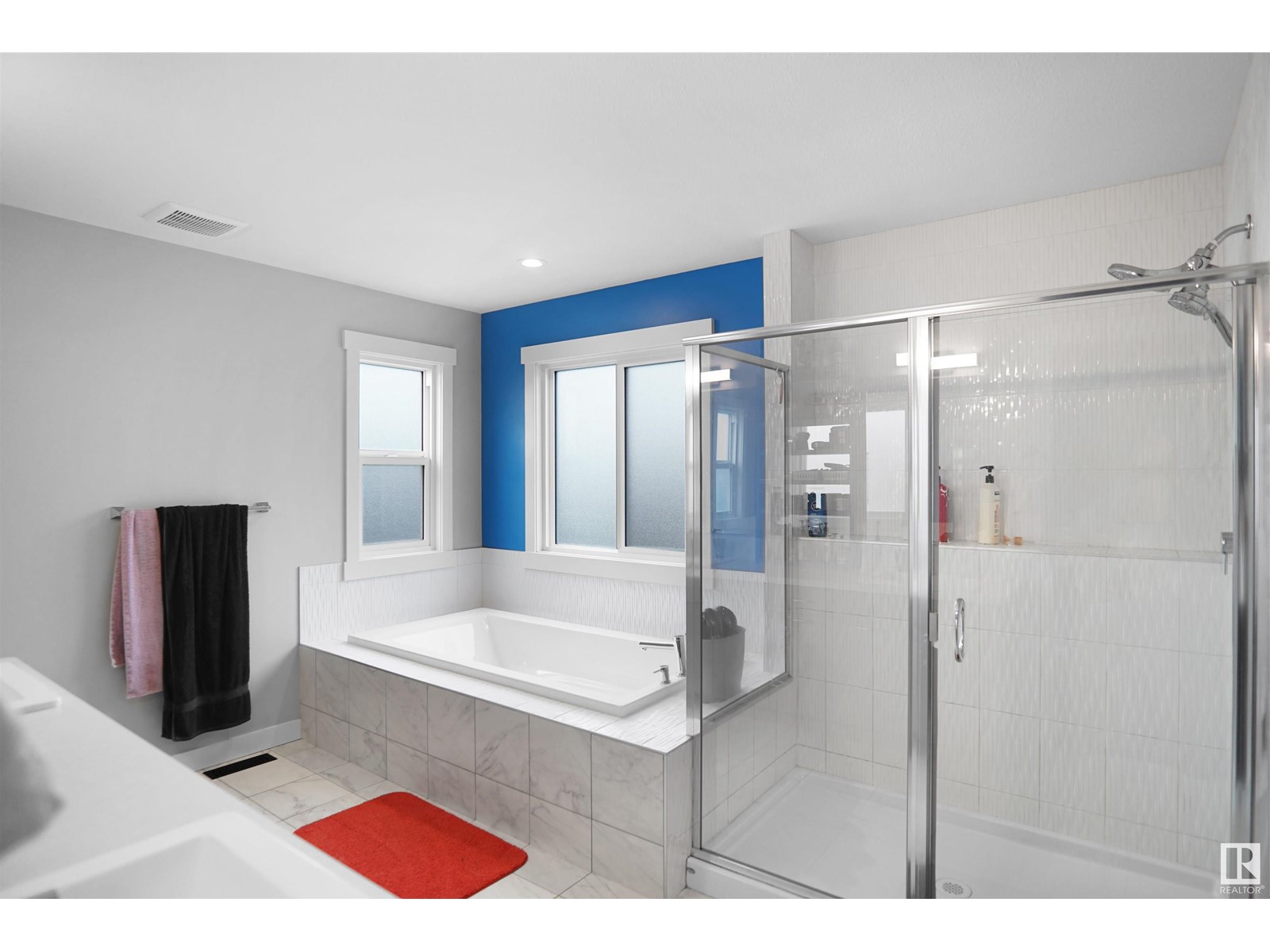 Photo 30 of 811 35 Av Nw, Edmonton AB