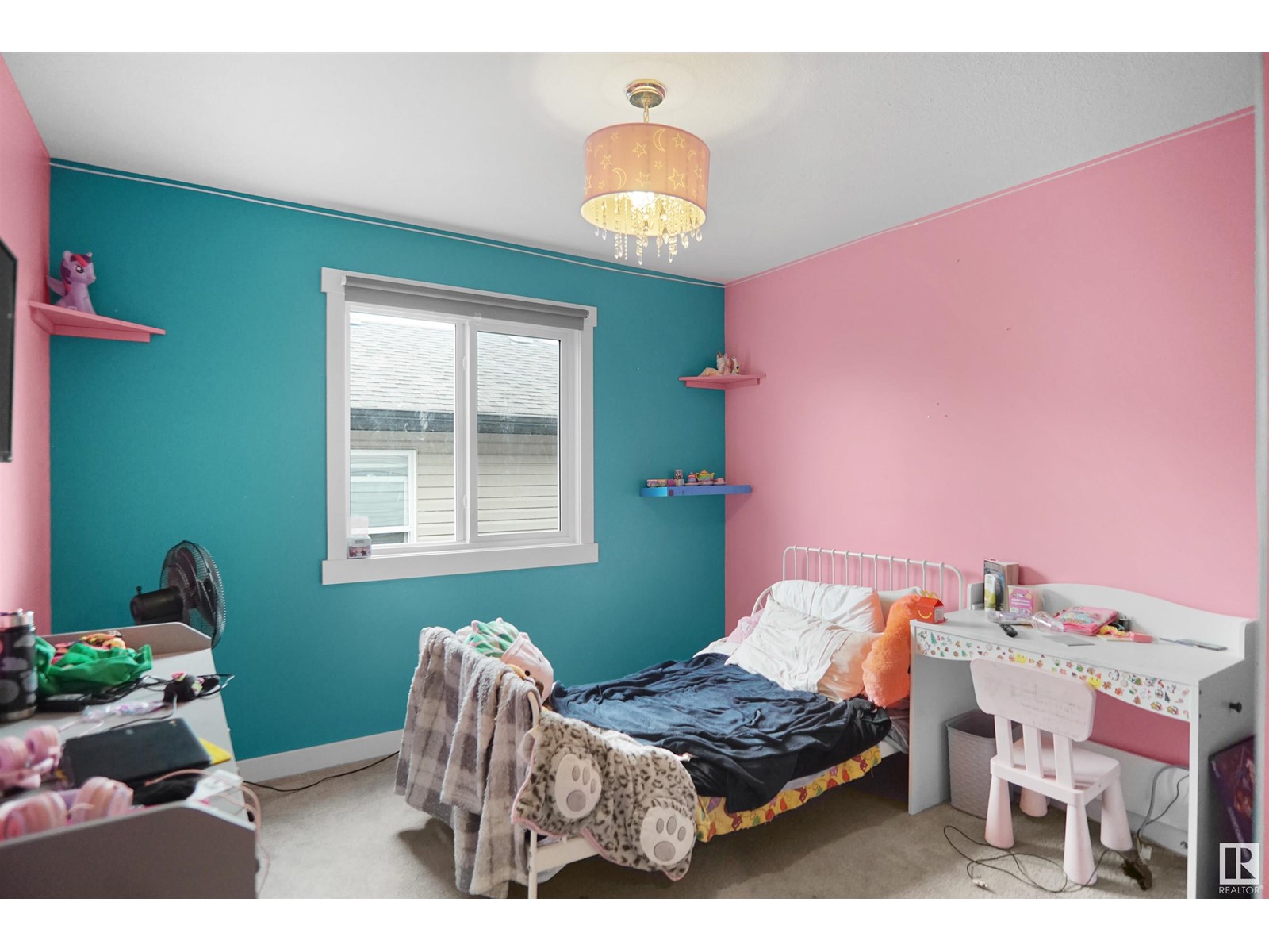 Photo 59 of 811 35 Av Nw, Edmonton AB